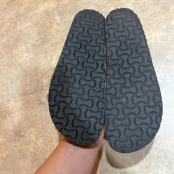 Women’s NAOT sandals size 41 - Picture 4 of 8